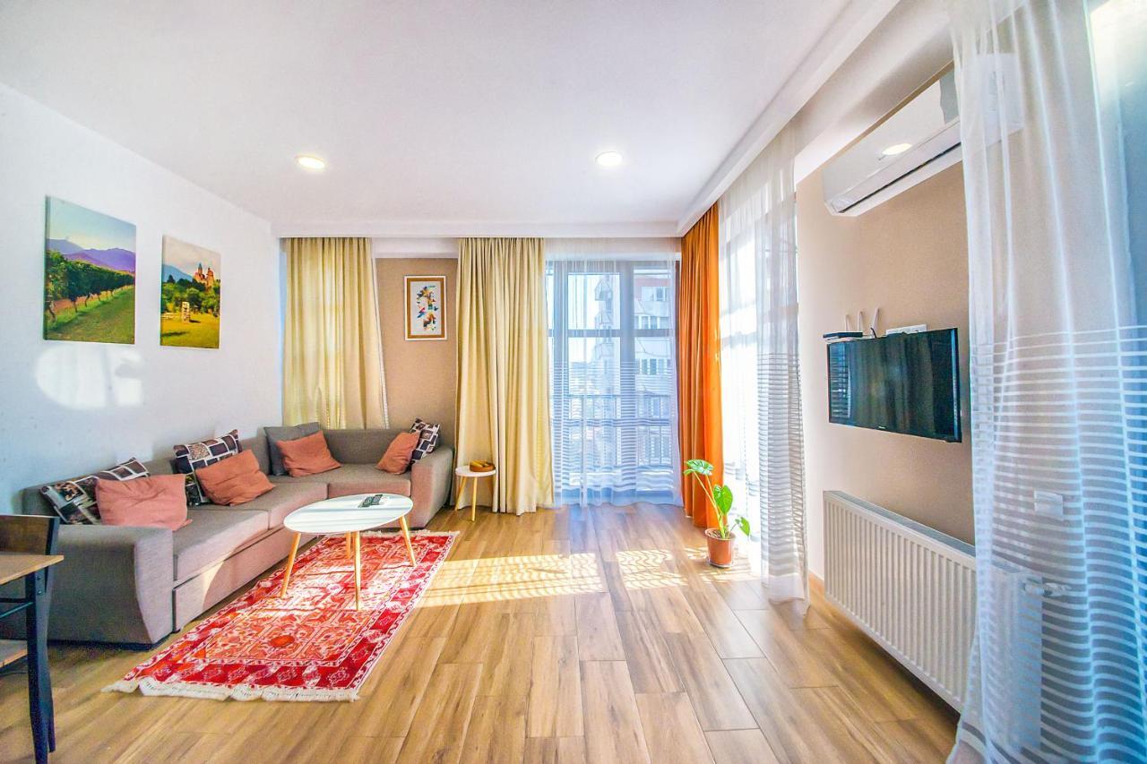 Bfg Suites Apartments Tbilisi Exteriör bild
