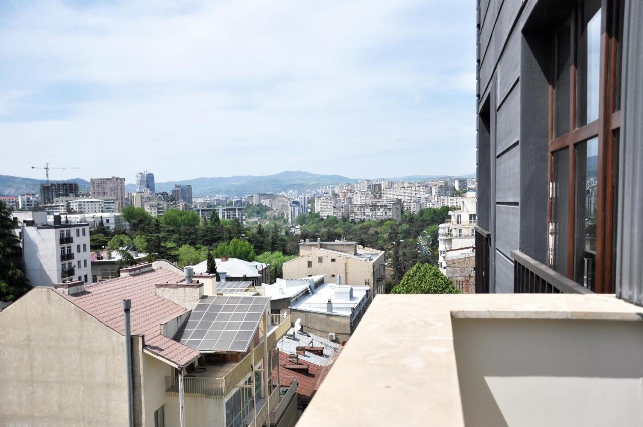 Bfg Suites Apartments Tbilisi Exteriör bild